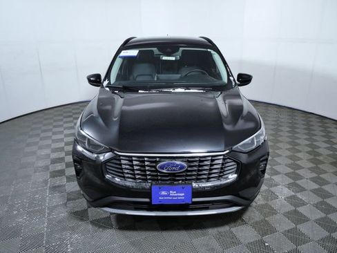 Certified 2025 Ford Escape Platinum AWD/4WD image 3