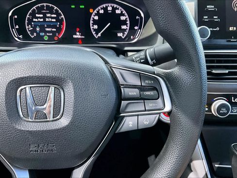 Used 2019 Honda Accord LX image 24