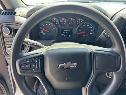 Used 2024 Chevrolet Silverado 1500 Custom Trail Boss AWD/4WD image 17