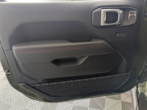 Used 2021 Jeep Wrangler Unlimited Rubicon w/ Dual Top Group image 10