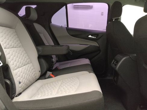 Used 2020 Chevrolet Equinox LS image 19