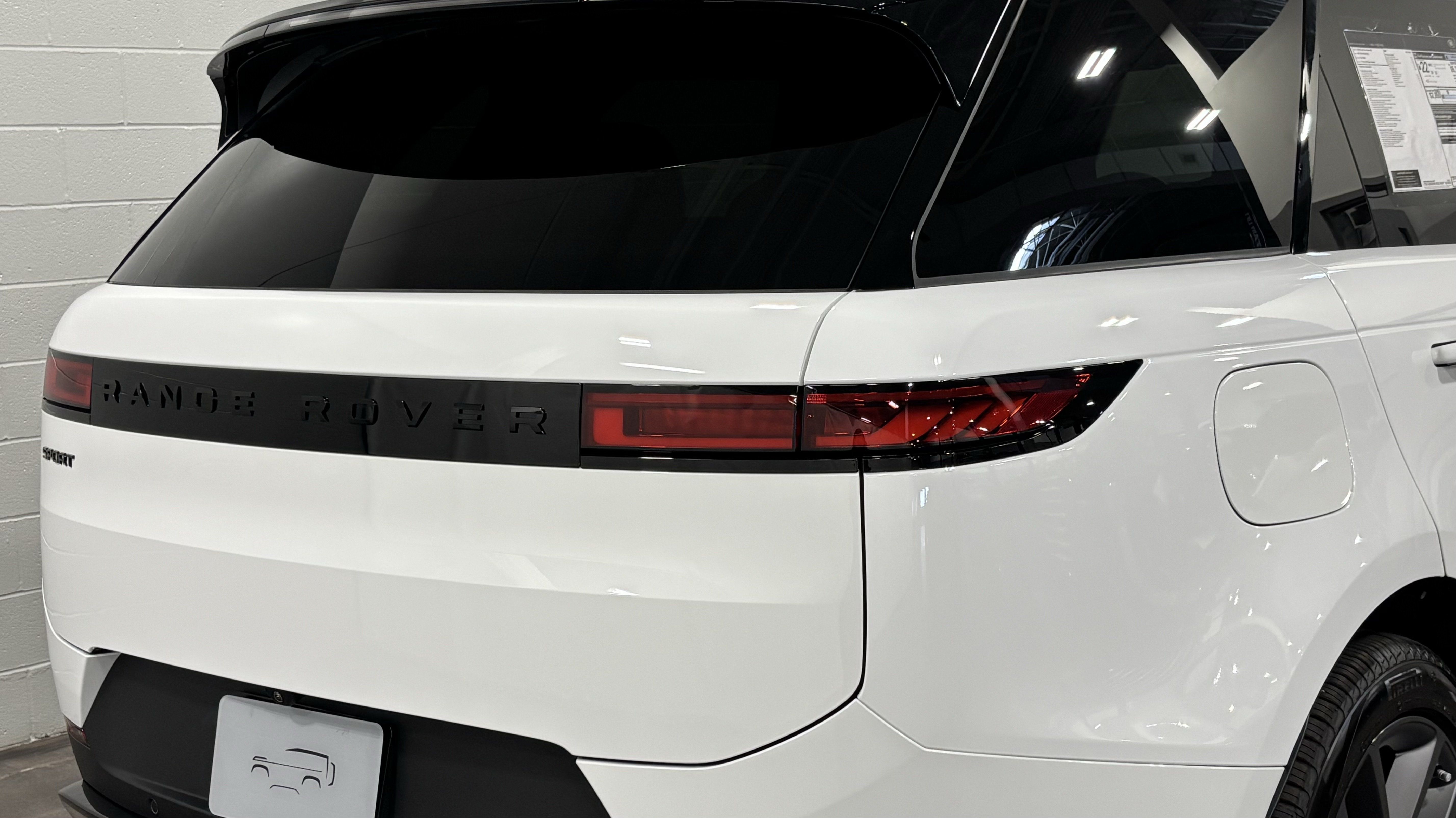 New 2026 Land Rover Range Rover Sport SE AWD/4WD image 18