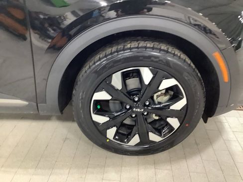 Certified 2023 Kia Sportage X-Line w/ X-Line Premium Package image 12