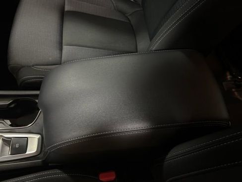 Used 2024 Subaru Ascent Premium w/ Convenience Package image 22