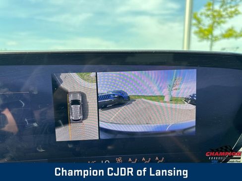 Used 2024 Buick Envision Preferred AWD/4WD image 29