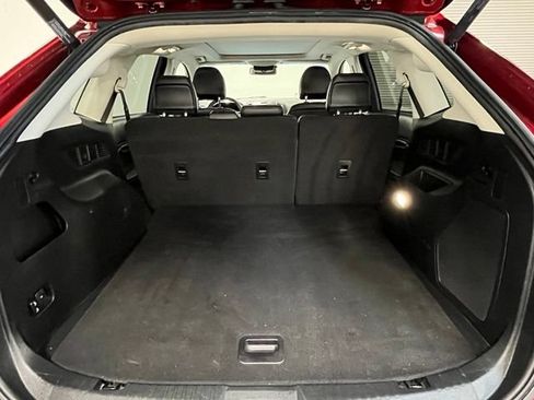 Used 2018 Ford Edge Titanium w/ Equipment Group 302A AWD/4WD image 14