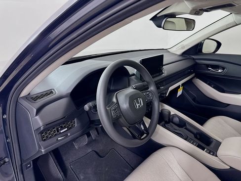 New 2025 Honda Accord SE image 9