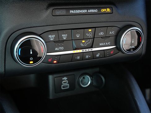 Certified 2025 Ford Escape Active w/ Cold Weather Package image 20