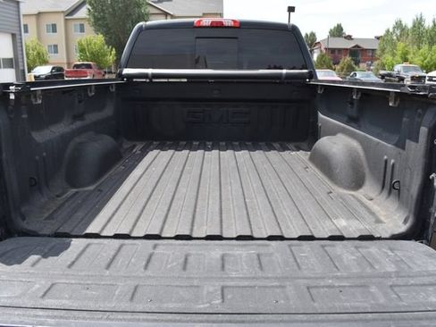 Used 2017 GMC Sierra 1500 SLT AWD/4WD image 8