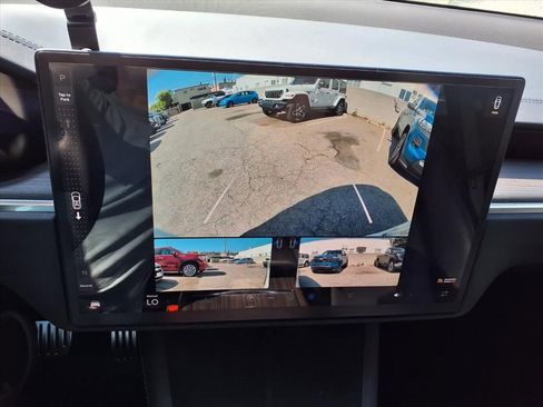 Used 2024 Tesla Model X Base image 21