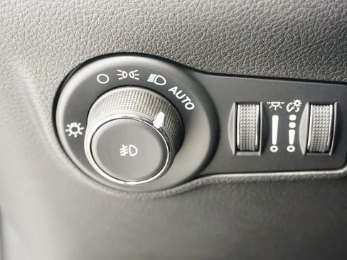 New 2026 Jeep Compass Limited image 33