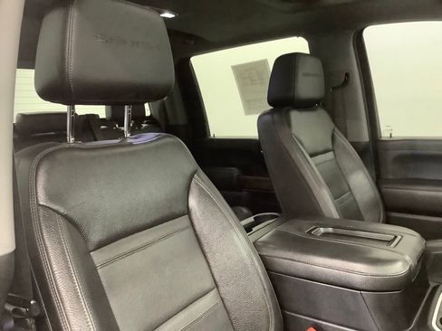 Used 2020 GMC Sierra 3500 Denali w/ Denali Ultimate Package AWD/4WD image 30