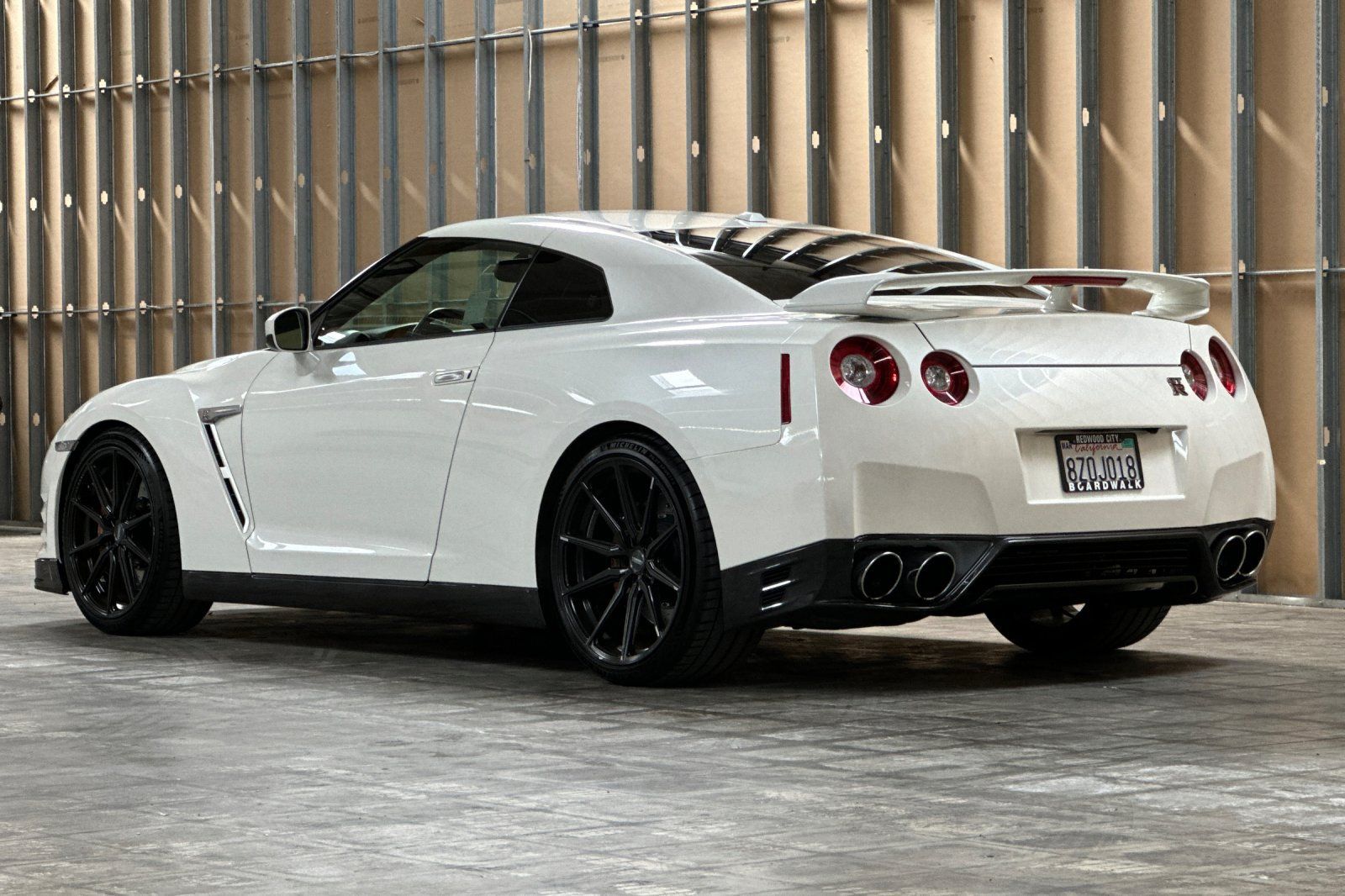 Used 2015 Nissan GT-R Premium AWD/4WD image 6