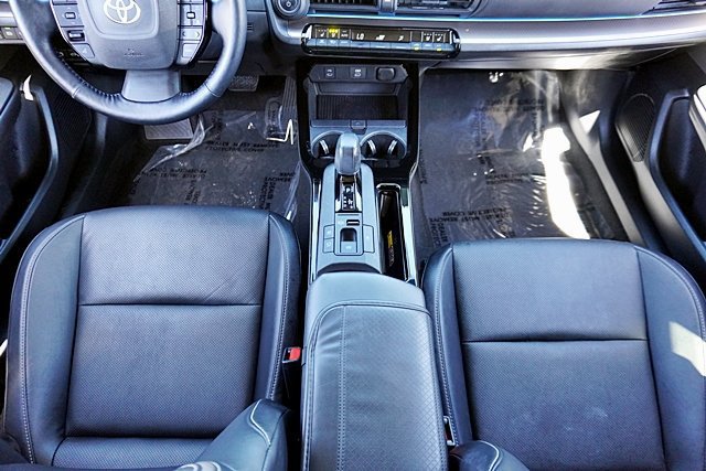 Used 2023 Toyota Prius Limited FWD image 32