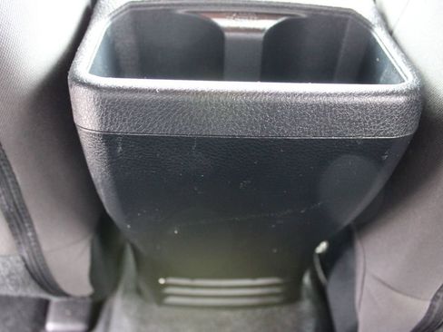 Used 2019 Toyota Tacoma TRD Sport image 45