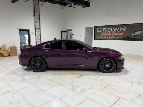 Used 2022 Dodge Charger Scat Pack RWD image 6