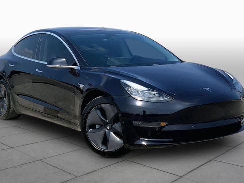 Used 2018 Tesla Model 3 Long Range RWD image 2
