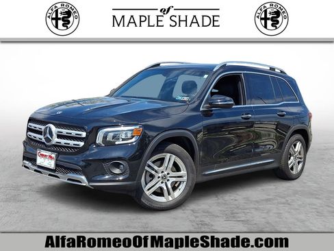 Used 2023 Mercedes-Benz GLB 250 4MATIC image 1