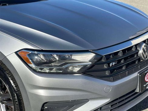 Used 2019 Volkswagen Jetta R-Line image 10
