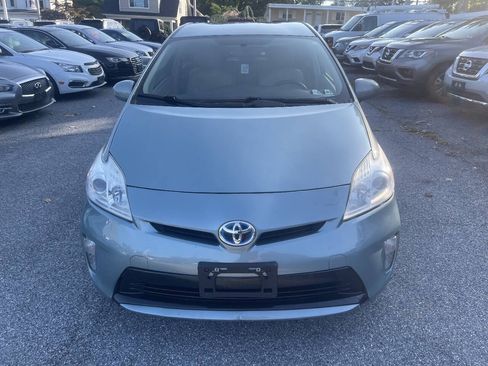 Used 2013 Toyota Prius Two FWD image 2