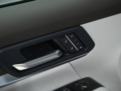 New 2026 GMC Terrain Denali w/ LPO, Black Badging Package image 22