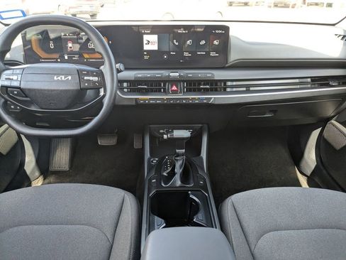 Used 2025 Kia K4 FWD image 25