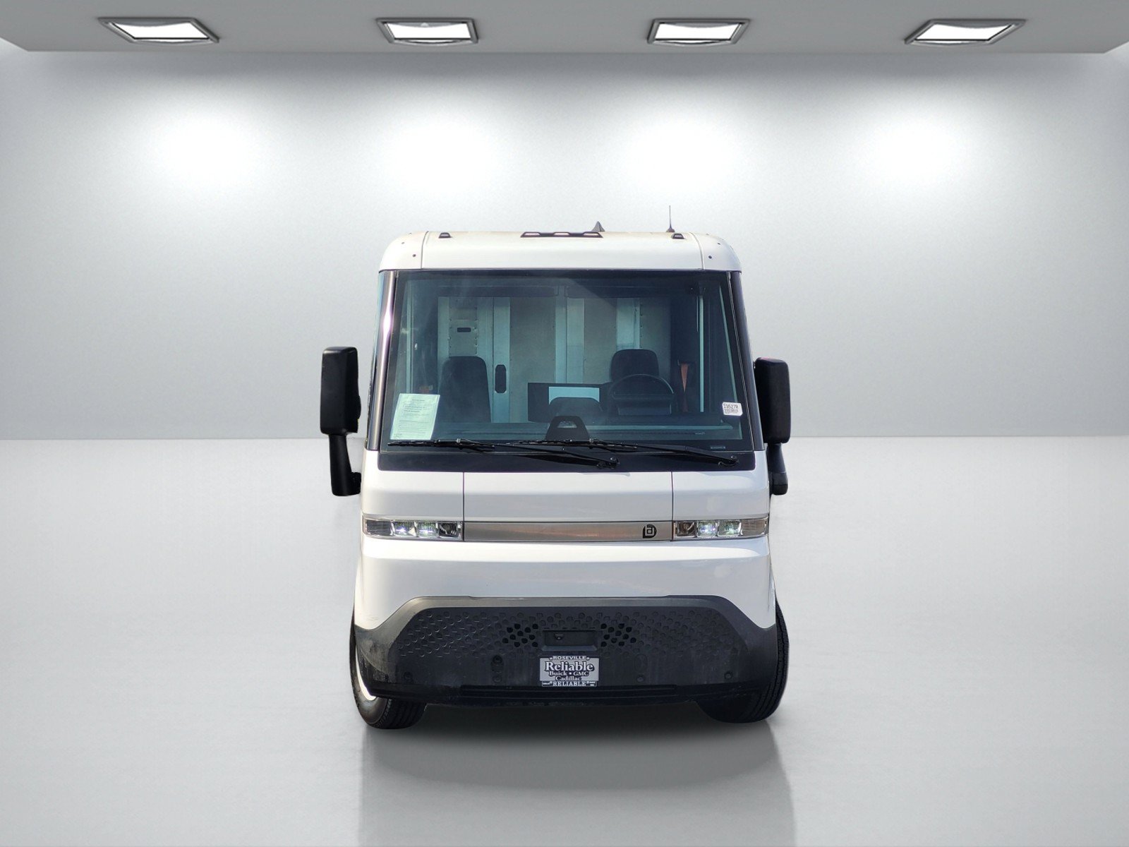 Used 2023 Chevrolet Brightdrop 600 w/ Active Safety Package 2 AWD/4WD image 2