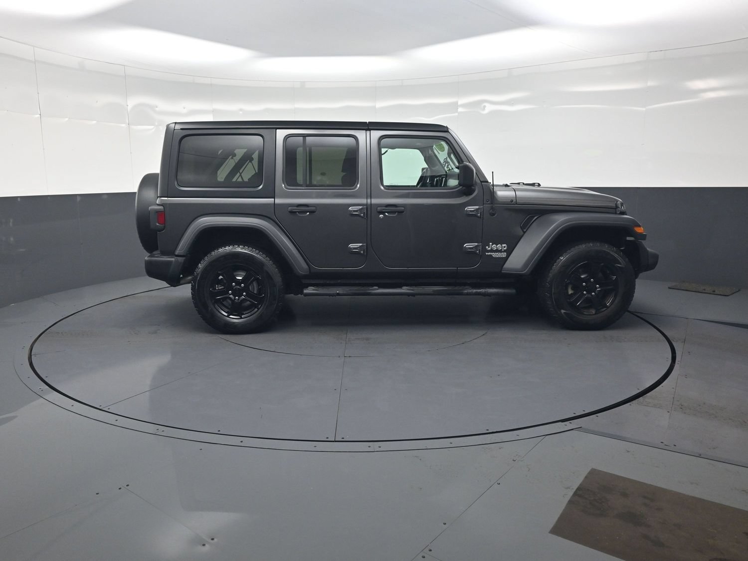 Used 2021 Jeep Wrangler Unlimited Sport AWD/4WD image 2