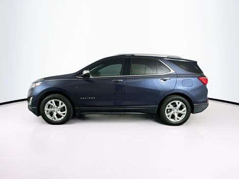 Used 2018 Chevrolet Equinox Premier w/ Infotainment II Package AWD/4WD image 4