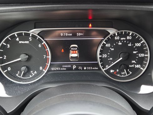 Used 2024 Nissan Rogue SV image 10