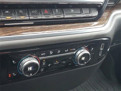 Certified 2023 GMC Sierra 1500 Elevation image 28