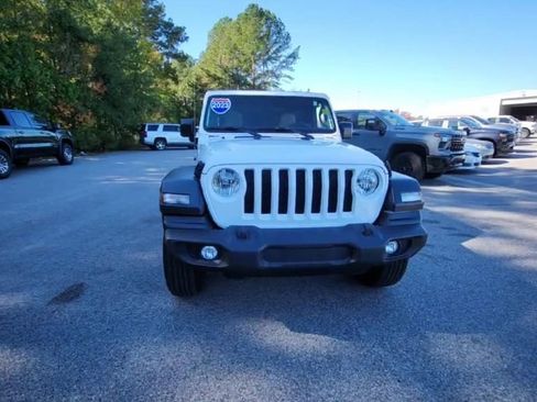Used 2023 Jeep Wrangler Sport S image 8