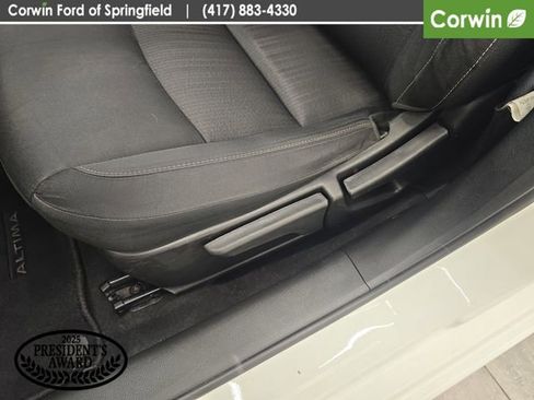 Used 2021 Nissan Altima 2.5 S FWD image 32