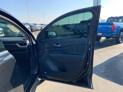 Used 2020 GMC Acadia SLT image 22