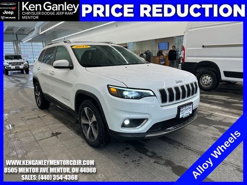 Used 2019 Jeep Cherokee Limited image 1