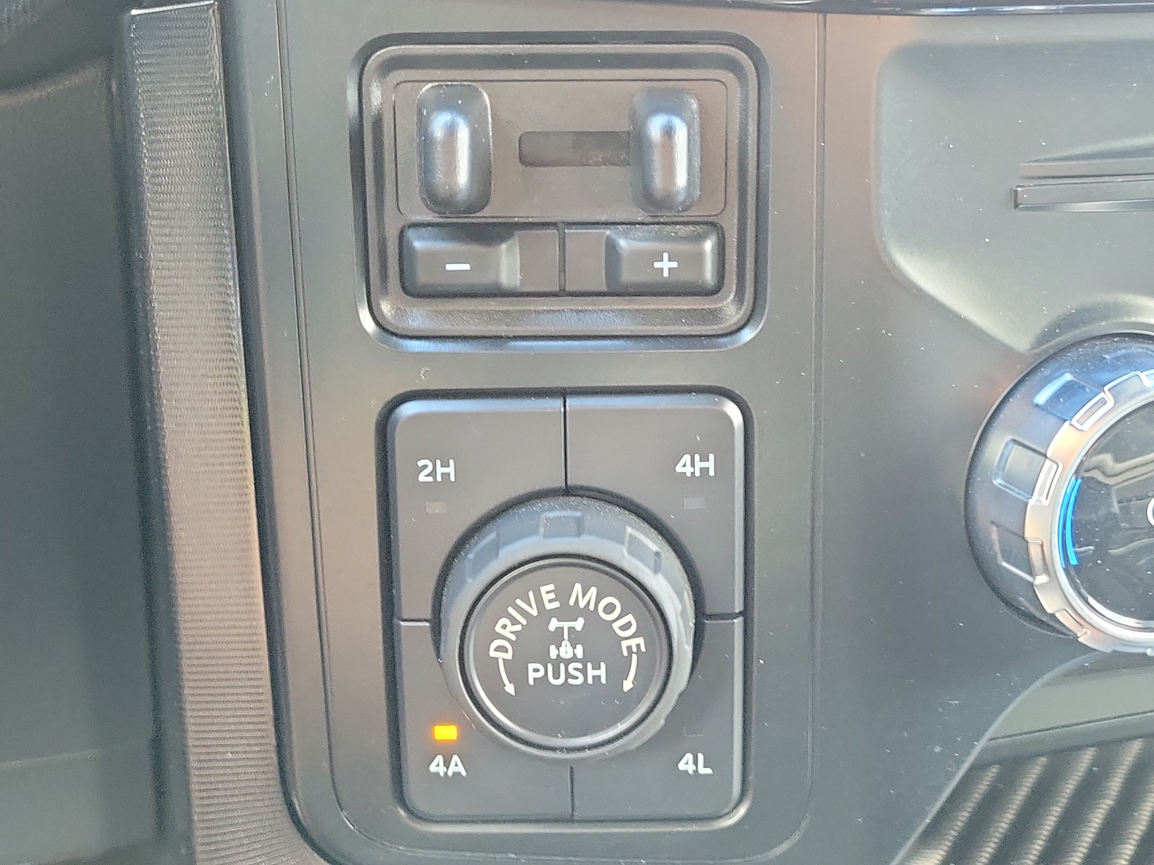 Used 2023 Ford F150 Raptor w/ Equipment Group 802A Raptor R AWD/4WD image 31