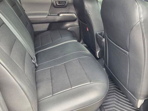 Used 2023 Toyota Tacoma SR5 w/ Technology Package RWD image 17