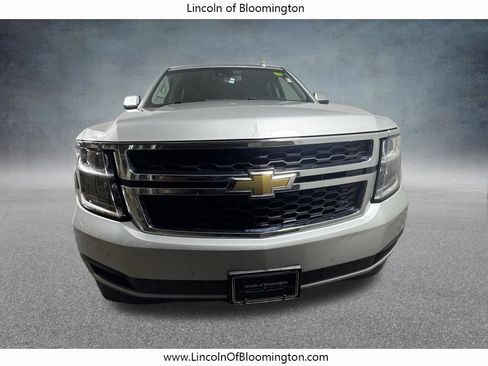 Used 2016 Chevrolet Suburban LT w/ Luxury Package AWD/4WD image 9