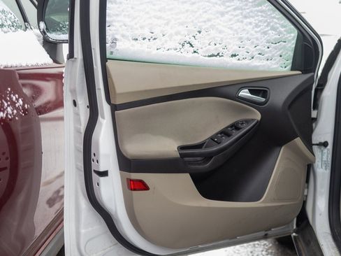 Used 2013 Ford Focus SE image 29