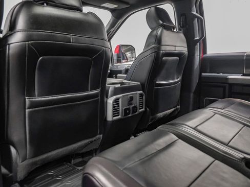 Used 2019 Ford F150 Raptor w/ Equipment Group 802A Luxury image 40