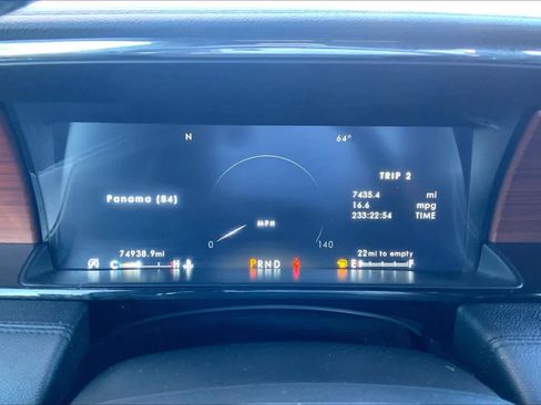 Used 2021 Lincoln Navigator Reserve w/ Luxury Package image 26