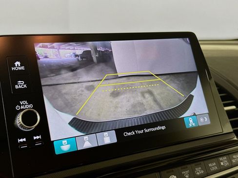 Certified 2026 Honda Odyssey EX-L image 14