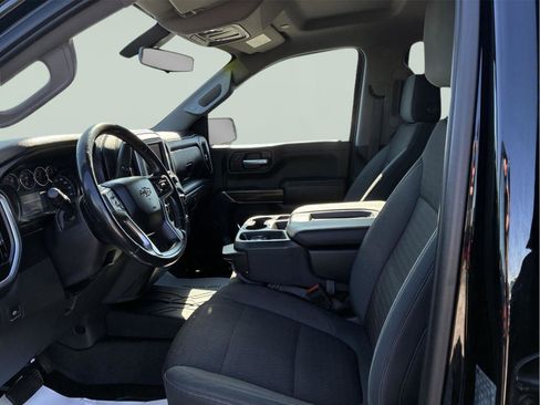 Used 2019 Chevrolet Silverado 1500 RST AWD/4WD image 13