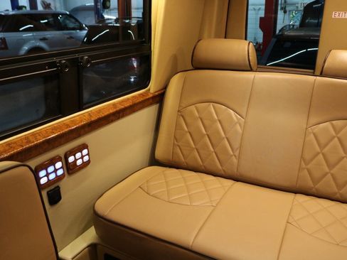 Used 2015 Mercedes-Benz Sprinter 3500 image 73