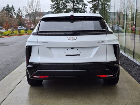 New 2026 Cadillac Lyriq Premium Sport image 4