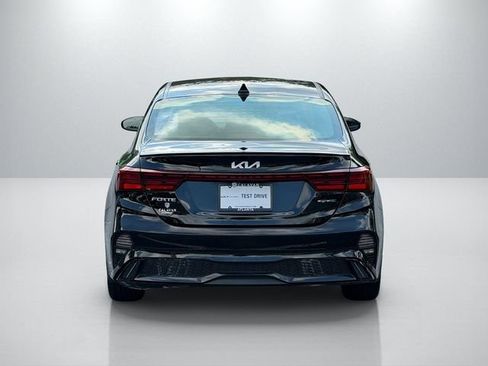 Certified 2023 Kia Forte GT-Line FWD image 6