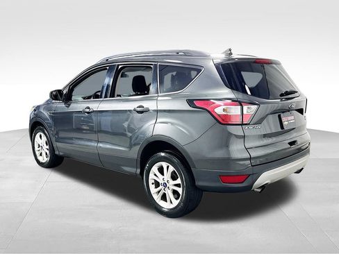 Used 2018 Ford Escape SE w/ SE Sync 3 Package AWD/4WD image 8