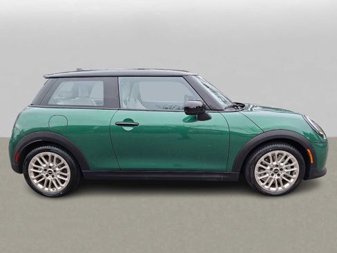 Certified 2025 MINI Cooper S image 4