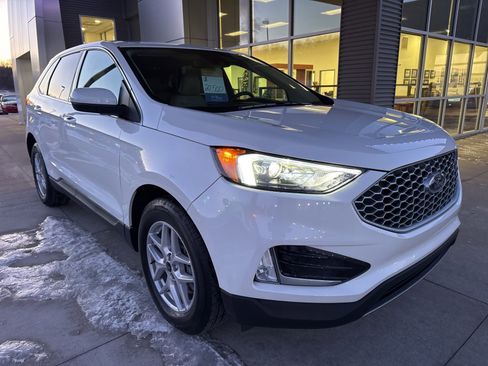 Certified 2024 Ford Edge SEL w/ Convenience Package image 8