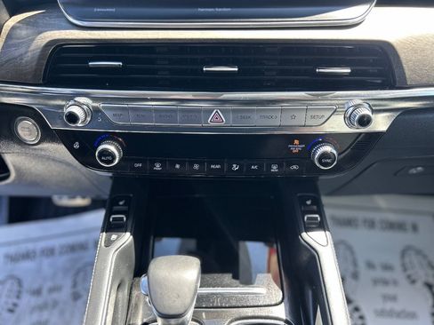 Used 2022 Kia Telluride SX w/ SX Prestige Package AWD/4WD image 13